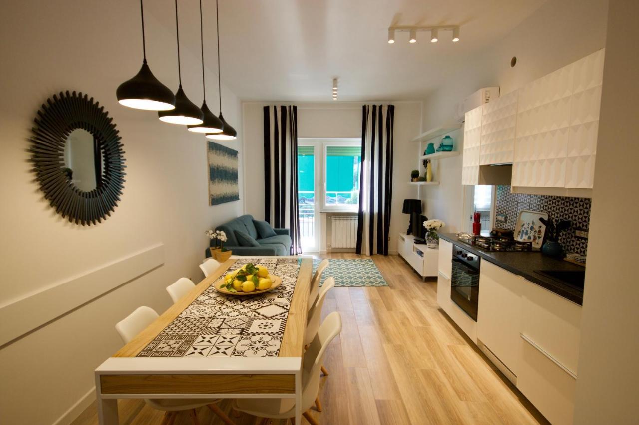 Apartament Blue Bay Lussuoso A Due Passi Dal Mare Maiori Zewnętrze zdjęcie